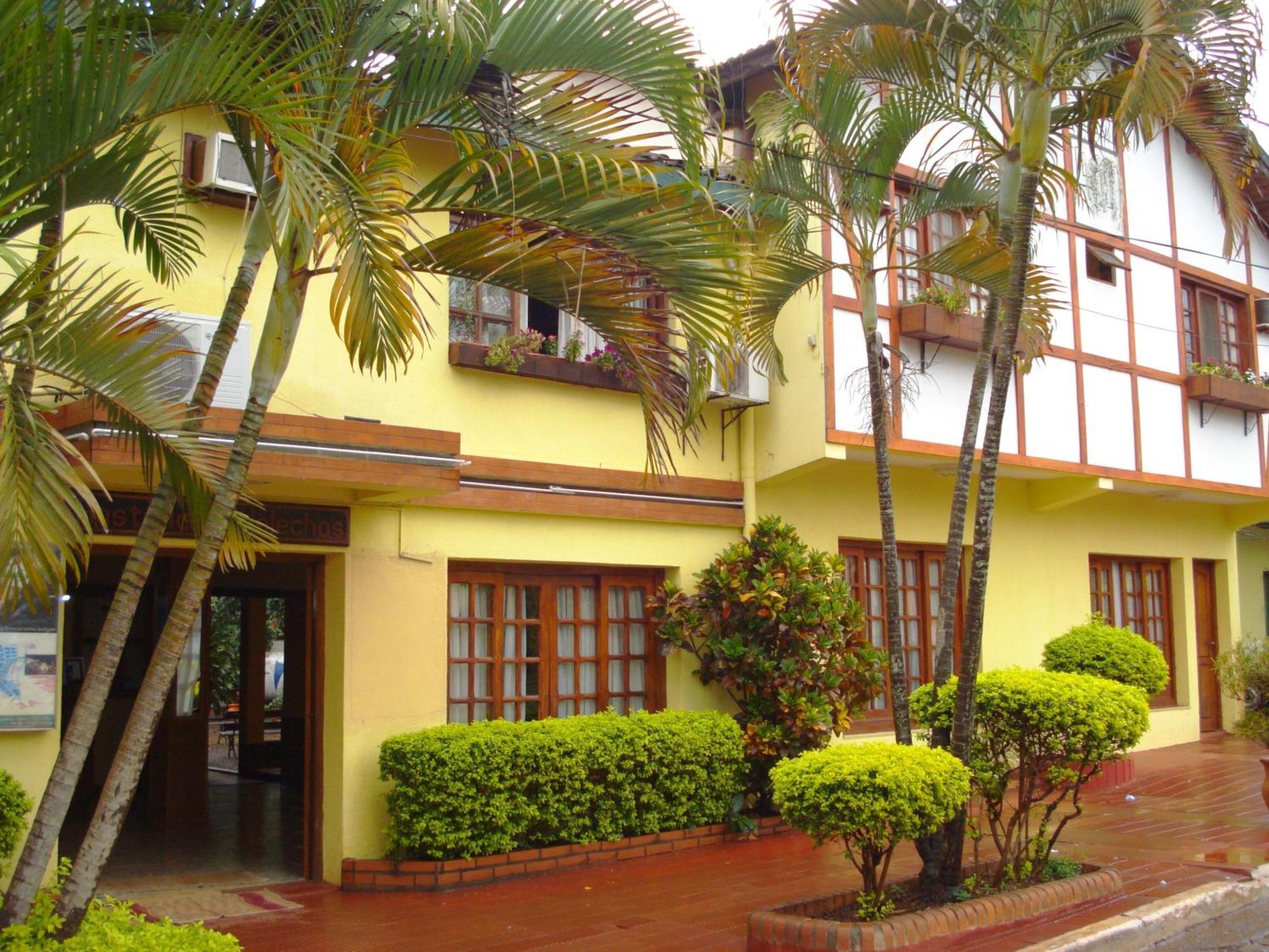 Hosteria Los Helechos Puerto Iguazú Esterno foto