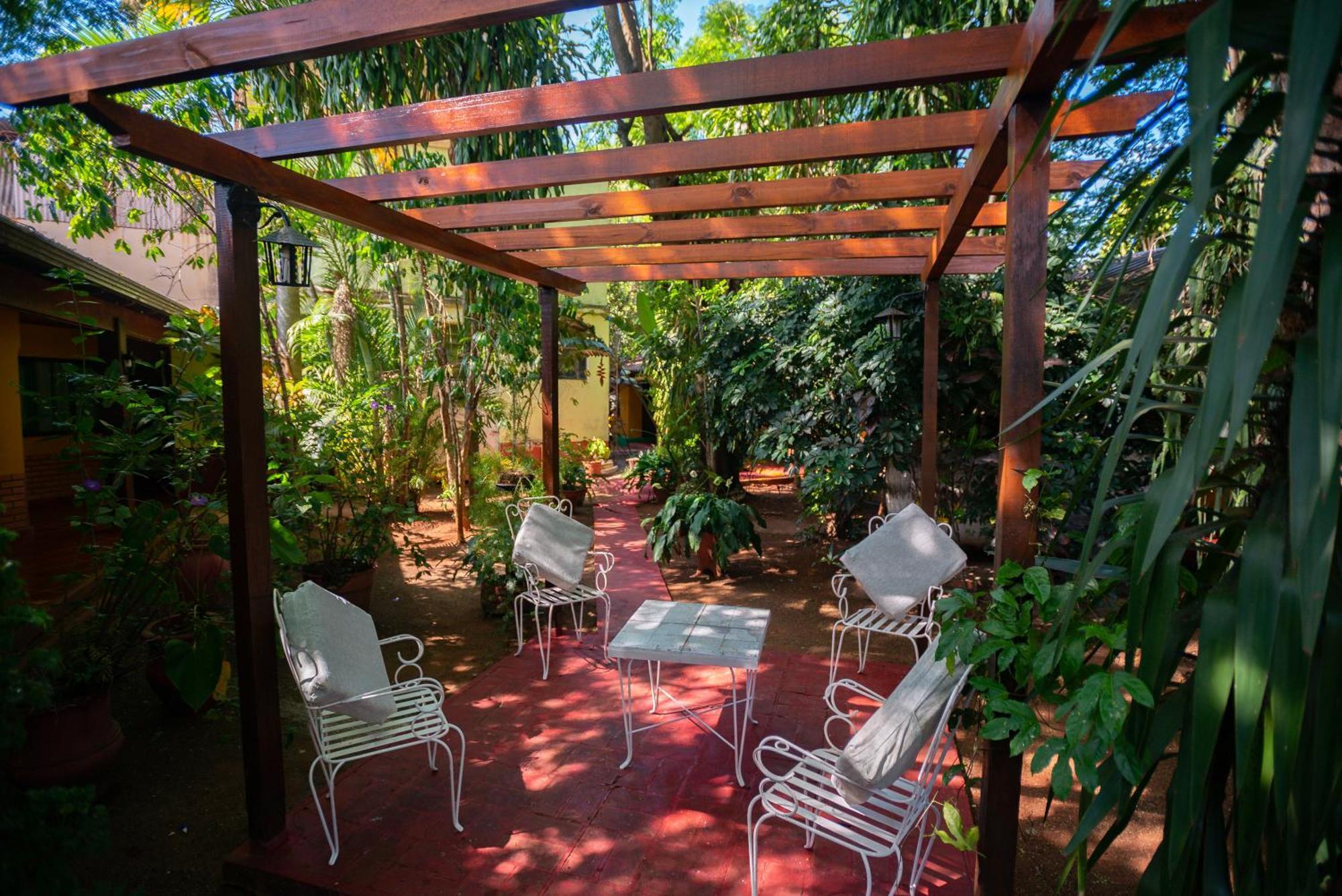 Hosteria Los Helechos Puerto Iguazú Esterno foto